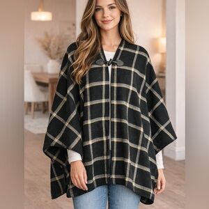 FRAAS Black Plaid Toggle Poncho Cape